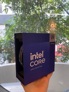 La caja del Core i9-14900K parece idéntica a la del Core i9-13900K. (Fuente: @LepherAndrey)