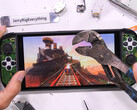 La pantalla de la Nintendo Switch 2 se hizo añicos tras 50 golpes con unas pinzas grandes. En la imagen: Captura de pantalla del vídeo. (Fuente de la imagen: JerryRigEverything)