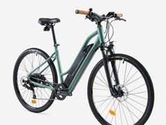 La Decathlon Riverside 520 E ya está disponible con un nuevo cuadro bajo. (Fuente de la imagen: Decathlon)