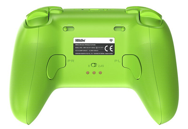 El mando inalámbrico 8BitDo Ultimate 2 tiene un interruptor físico en la parte trasera para alternar entre los modos Bluetooth y 2,4 GHz. (Fuente de la imagen: 8BitDo)