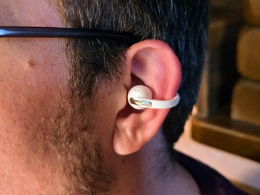 Baseus MC1 Pro con ganchos de titanio para las orejas