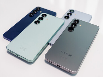 Reseña del smartphone Samsung Galaxy S25 (fuente de la imagen: Daniel Schmidt)
