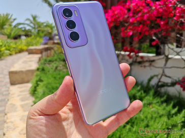 Imagen práctica del Oppo Reno12 Pro (vía Notebookcheck)