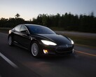 Los vehículos Tesla Model S más antiguos necesitarán una actualización para mantener su conectividad celular tras el cierre de la red 3G de AT&T (Imagen: Jp Valery)