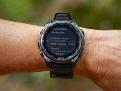 El Fenix 8 recibirá una importante actualización a finales de esta temporada con más de 100 cambios. (Fuente de la imagen: Garmin)