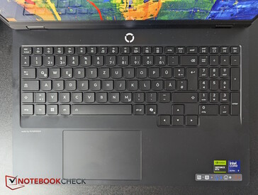 Teclado y panel táctil