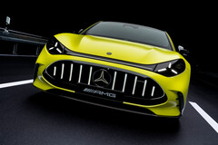 El nuevo Mercedes-AMG GT 4-Door Coupé es el primer vehículo eléctrico de producción que utiliza tres revolucionarios motores de flujo axial, con una potencia máxima de hasta 1.153 CV