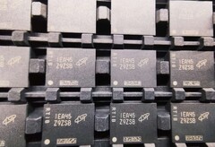 Los chips DDR5 de Micron llegan a las instalaciones de Jiahe Jinwei. (Fuente de la imagen: My Drivers)