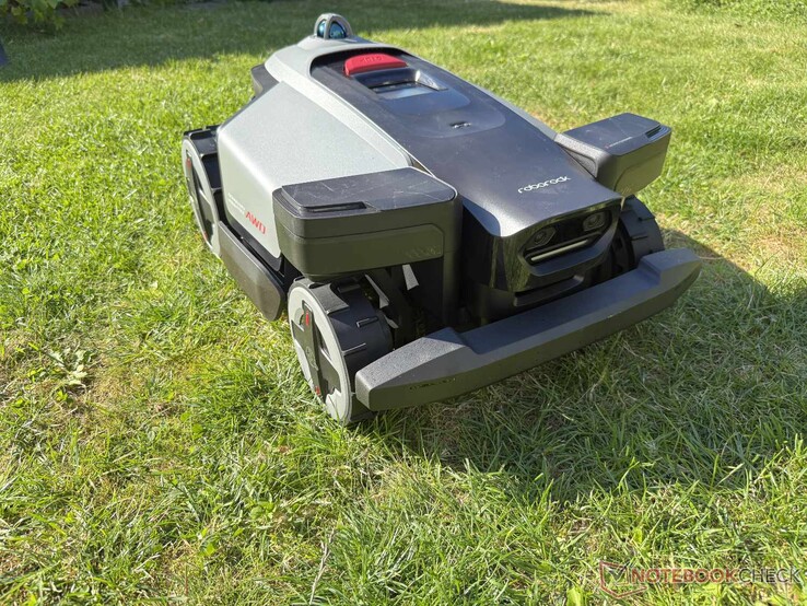 Reseña del Roborock RockMow Z120 LiDAR
