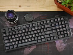 Teclado mecánico inalámbrico Epomaker Galaxy100.