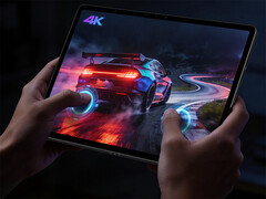 La tableta para juegos Legion Y900 de 13 pulgadas incorporará el Snapdragon 8 Elite Gen 5. En la imagen: una imagen promocional que muestra la tableta ejecutando un juego de carreras.