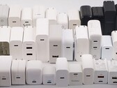Xiaomi podría seguir Apple y dejar de incluir los cargadores de la caja con sus teléfonos inteligentes. (Fuente de la imagen: ChargerLab - editado)