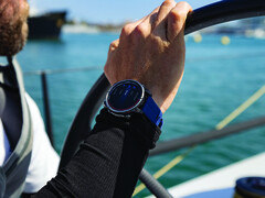 El Garmin Quatix 8 también puede seguir los cambios de marea. (Fuente de la imagen: Garmin)