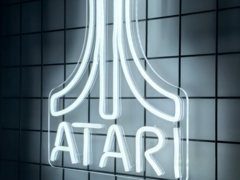 Un letrero LED blanco de neón con el logotipo de Atari (fuente de la imagen: Atari)