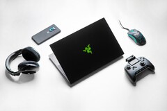 El próximo portátil Blade de Razer probablemente estará alimentado por APUs AMD Cezanne H. (Fuente de la imagen: Razer)