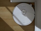 El Roborock S8 Max V Ultra incorpora un brazo robótico para hacer sus necesidades. (Fuente: Roborock)