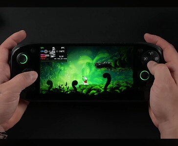 Hollow Knight: Silksong a 108 FPS en el Portal Ayn Odin 2 a través de Proton 11 ARM64.