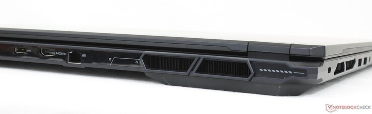 Trasera: Adaptador de CA, HDMI 2.1, RJ-45 (2,5 Gbps)