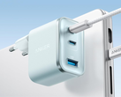 El cargador Nano de Anker (70 W, 3 puertos) (en la imagen) ya está disponible en color azul. (Fuente de la imagen: Anker)