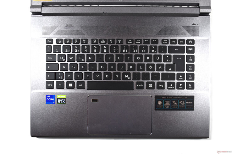 Acer Predator Triton 500 SE: área del teclado