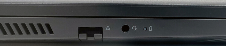 Izquierda: 1 Gigabit Ethernet, 1 conector de audio de 3,5 mm