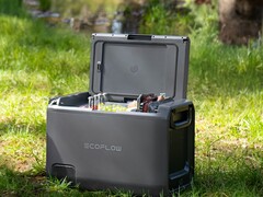 La EcoFLow Glacier Classic es una nevera portátil recargable que puede enfriar y congelar bebidas y alimentos. (Fuente de la imagen: EcoFlow)