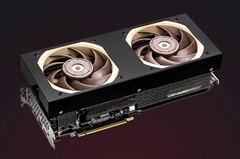 Sycom confía en los ventiladores Noctua para refrigerar la GeForce RTX 4070 de forma más silenciosa. (Imagen: Sycom)