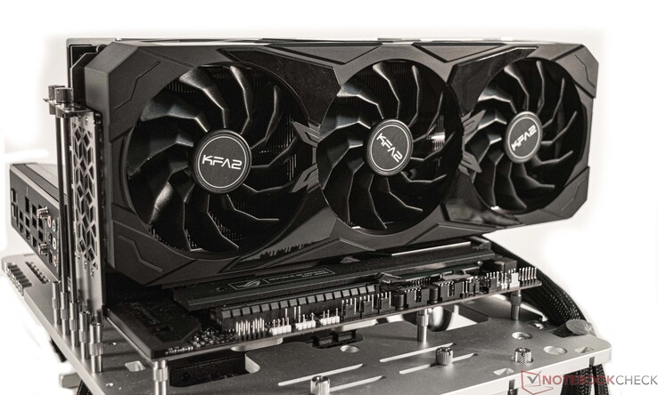 KFA2 GeForce RTX 4090 para jugar en serio KFA2 GeForce RTX 4090 para jugar en serio
