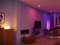 Las luces Philips Hue (en la imagen) reciben la versión de software 1.122.8/20250213. (Fuente de la imagen: Philips Hue)