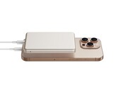 El Xiaomi Magnetic Ultra-thin Power Bank 5000 7.5W ya está disponible en China. (Fuente de la imagen: Xiaomi)