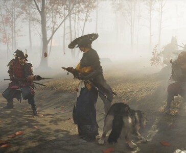 Atsu, la samurái femenina, permanece preparada en un bosque brumoso con su compañero lobo, rodeada de guerreros enemigos. (Fuente de la imagen: Sucker Punch Productions)