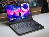 Análisis del portátil para juegos Lenovo Legion 5 15IRX10 - OLED brillante y RTX 5070 por 1.499 euros (aprox. 1.742 dólares)