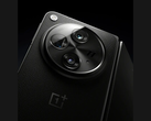 El OnePlus Open en negro. (Fuente: OnePlus)