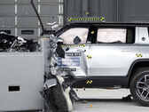 El SUV Rivian R1S obtuvo una alta puntuación en las pruebas de choque del IIHS. (Fuente de la imagen: IIHS)