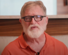 Una captura de pantalla del mensaje de vídeo pregrabado de Gabe Newell para el Internacional 2025 (fuente de la imagen: DotaCinema YT)