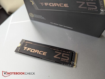 T-Force con adhesivo de grafeno adherido