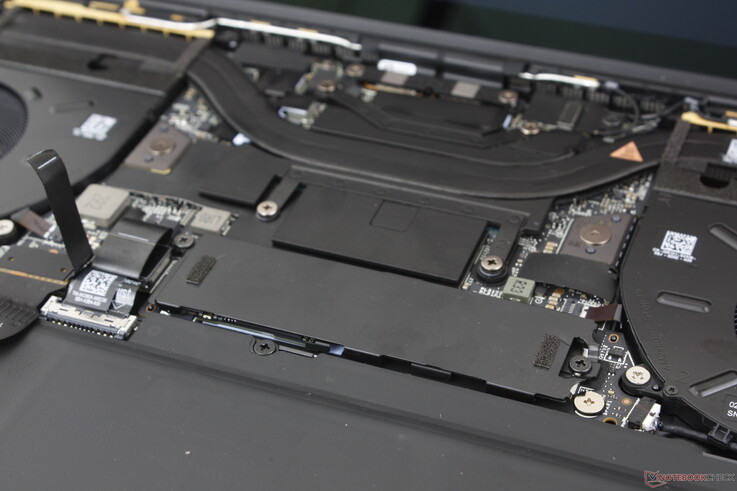 Sin opciones de SSD M.2 secundarias