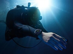Huawei ha publicado una nueva actualización global para el Watch Ultimate (en la imagen) con una función relacionada con el submarinismo. (Fuente de la imagen: Huawei)