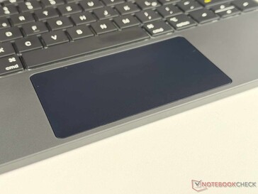 El trackpad admite gestos multitáctiles