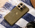 La Motorola Edge 2026 tiene una llamativa parte trasera con una superficie de tela.