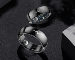 En el momento de escribir estas líneas, el anillo inteligente Rollme R11 (en la imagen) sólo está disponible en un color: el negro. (Fuente de la imagen: Rollme)