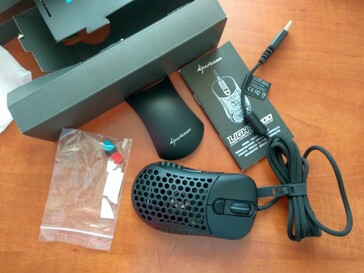 Sharkoon Light² 200 ratón ultraligero para juegos - ¿Qué hay dentro de la caja?