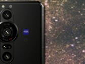 Al parecer, se pueden esperar grandes cambios de diseño para los smartphones Sony Xperia 1 V y 5 V de 2023. (Fuente de la imagen: Sony - editado)