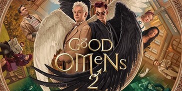 Aziraphale y Crowley caminan acompasados, no como ángel y demonio, sino como dos viejas almas que navegan tranquilamente por un mundo que ya no da cabida a historias como la suya.