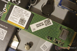 Unidad SSD Micron 2450 PCIe 3.0 de 1 TB