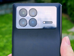 El MIX Fold 3 se aleja del diseño de su predecesor. (Fuente de la imagen: Bilibili)