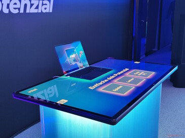 Máquina que ofrece asesoramiento de compra en la Intel Experience Store (fuente de la imagen: Benjamin Herzig)