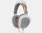 Los auriculares Koss A550 ofrecen un amplio campo sonoro gracias a su diseño abierto.