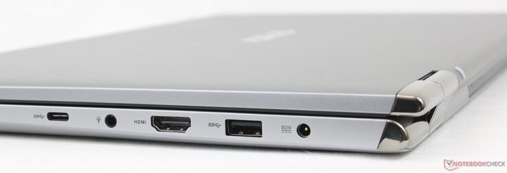 Derecha: USB-C 3.2 Gen. 1, auriculares de 3,5 mm, HDMI 1.4, USB-A 3.0