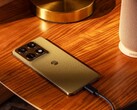 Motorola introduce presuntamente códigos de afiliación en aplicaciones de compra.